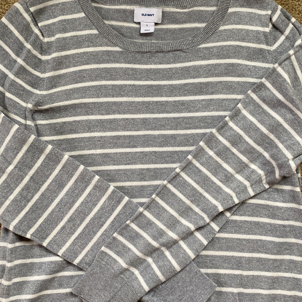 Old navy sweater